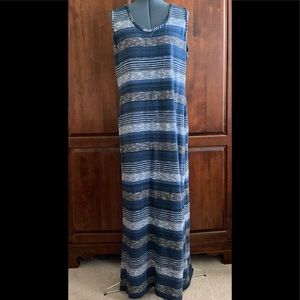 NEW. Max Studio Casual Maxi Dress